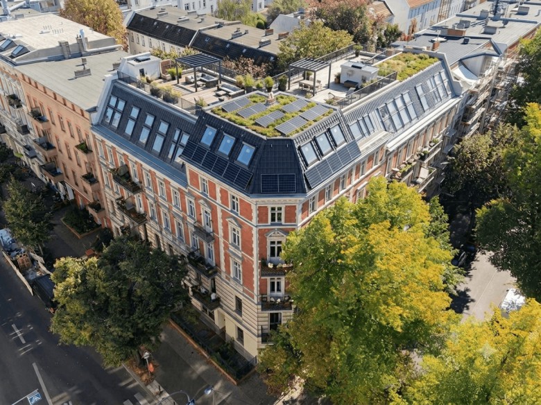 Traumhaftes Penthouse mit 4 Zimmern und Rooftop Terrasse – Mitten im herrlichen Florakiez