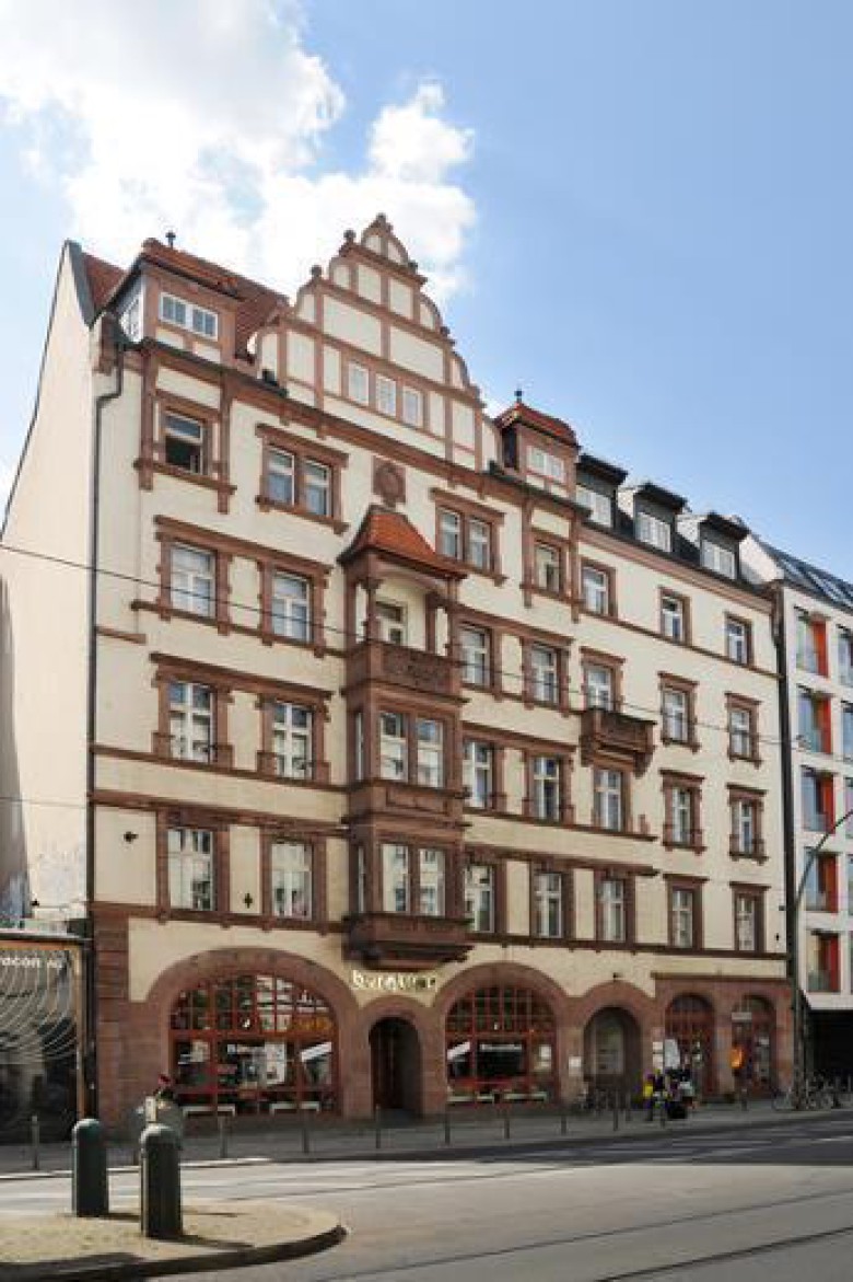 Langjährig vermietete Zahnarztpraxis in Mitte