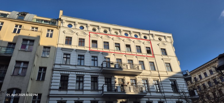 15.4.25Graefe-Kiez sanierte freie Altbau-Wohnung im hellen 4.OG