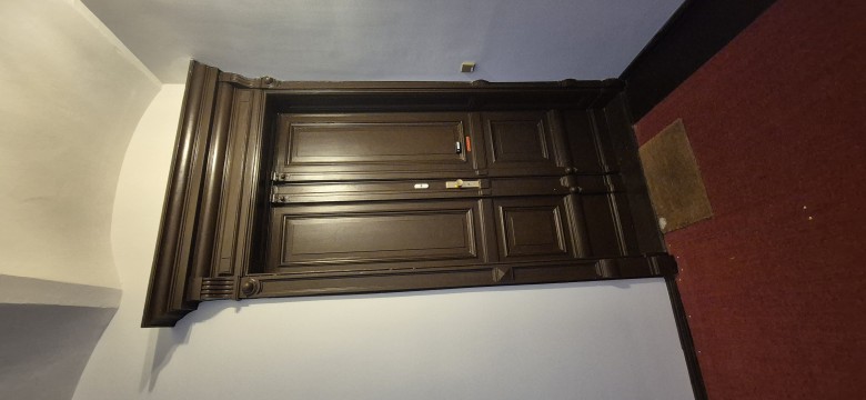 Altbau in Toplage mit Parkblick